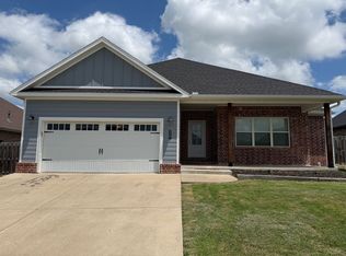 2307 Brook Ln, Siloam Springs, AR 72761