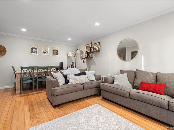 4th image of 90 Park Avenue S #B6