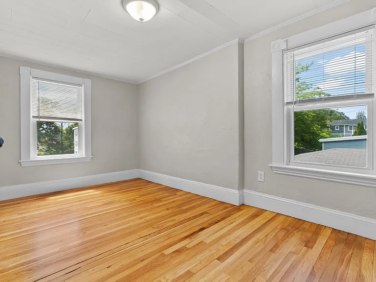 96 Bridge St #2 — Photo 8