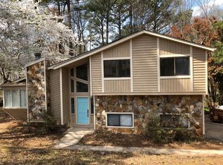 8620 Wood Springs Ct, Douglasville, GA 30135