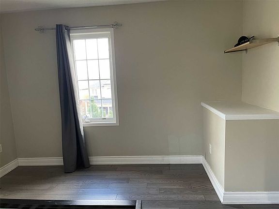 3rd image of 4950 Albina Way #89