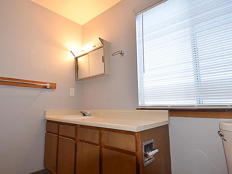 4902 S Rifle Ct — Photo 8