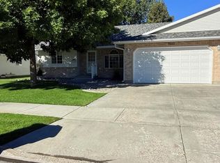 3522 S Stonehaven Dr, Ammon, ID 83406