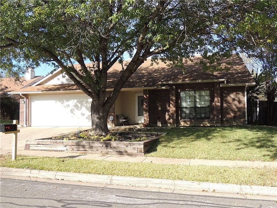 1st image of 1505 Bandera Dr