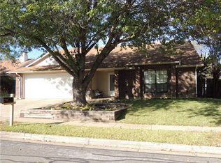 1505 Bandera Dr, Arlington, TX 76018