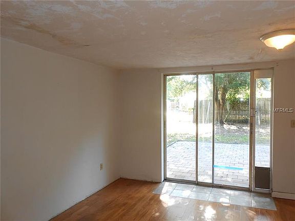 3rd image of 2835 Bucida Dr