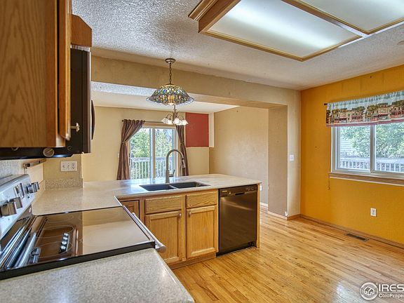 5th image of 3417 Larkspur Dr