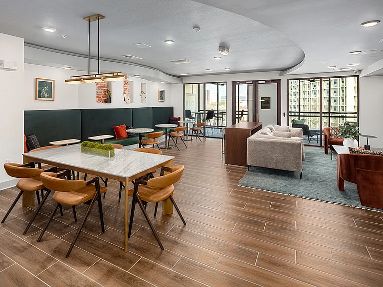 Arlo Decatur Apartments — Photo 35