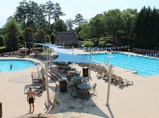 5360 Laurel Oak Dr, Suwanee, GA 30024