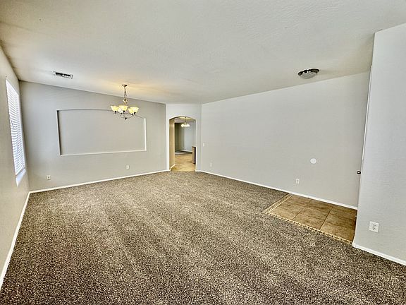 5th image of 43330 W Lindgren Dr