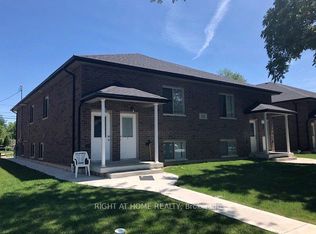870 Howard Ave #2, Windsor, ON N9A 1S2