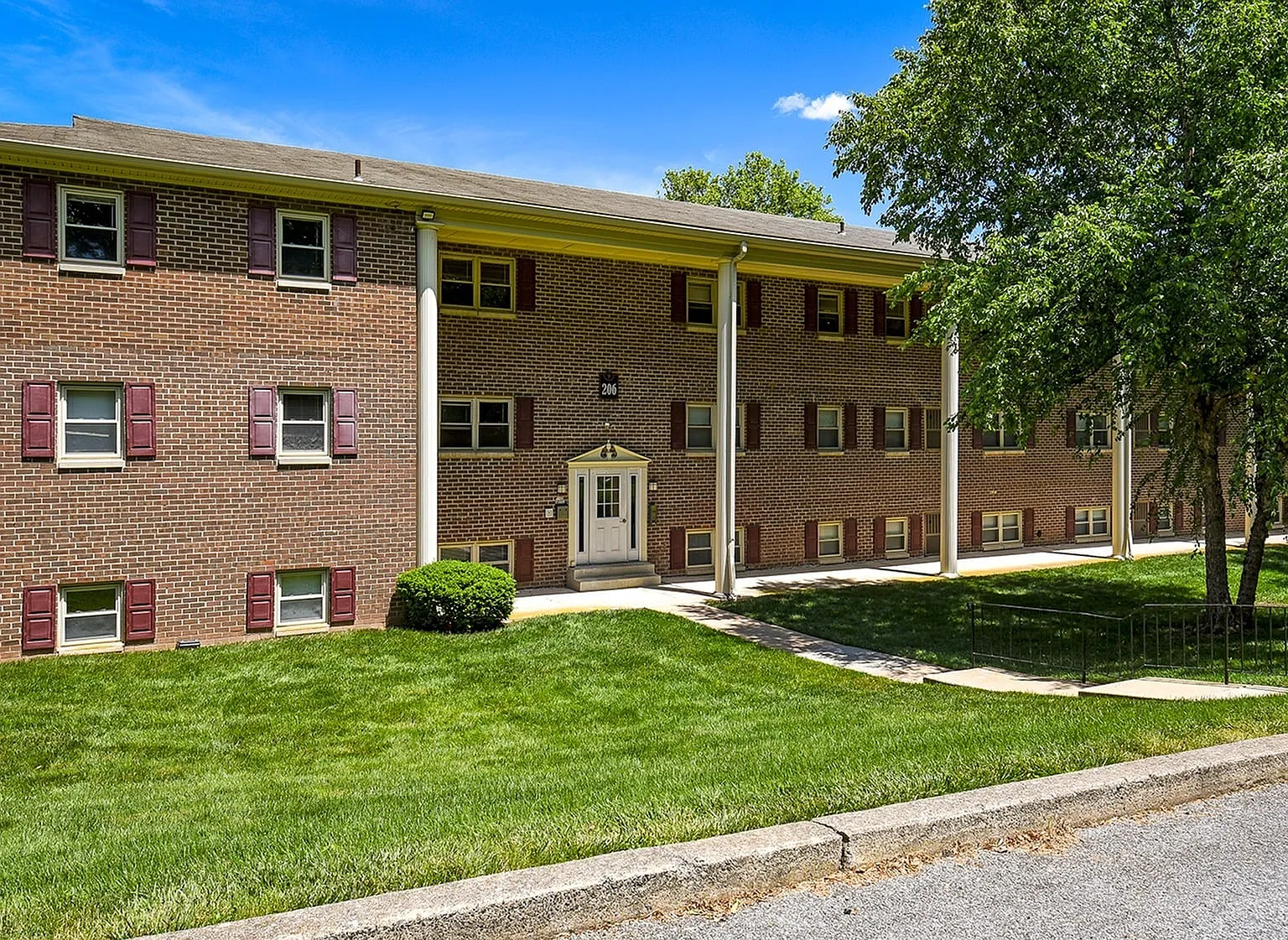 Governor Mifflin Apartments — Photo 4