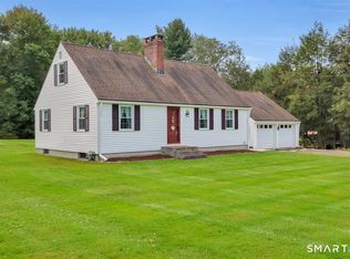 676 Bush Hill Rd, Manchester, CT 06040