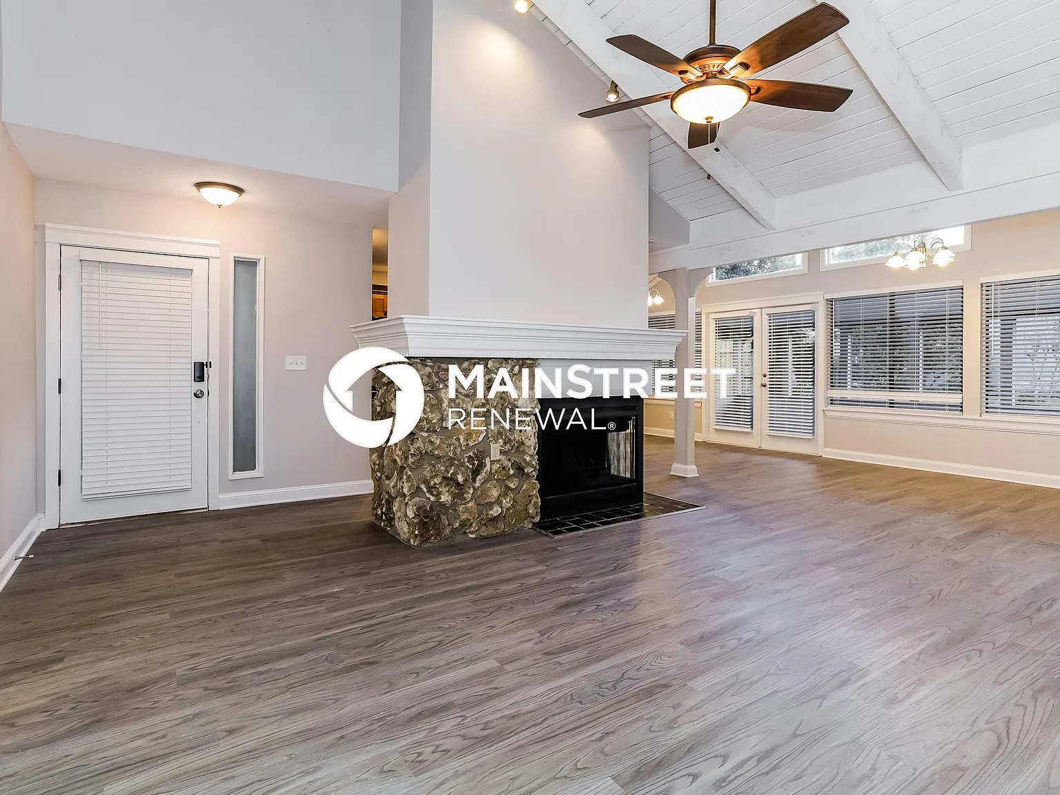 213 Pheasant Run Ct — Photo 2