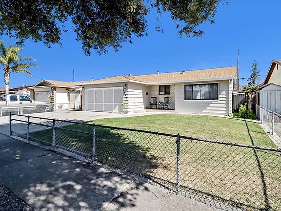 5th image of 1542 Chabot Way