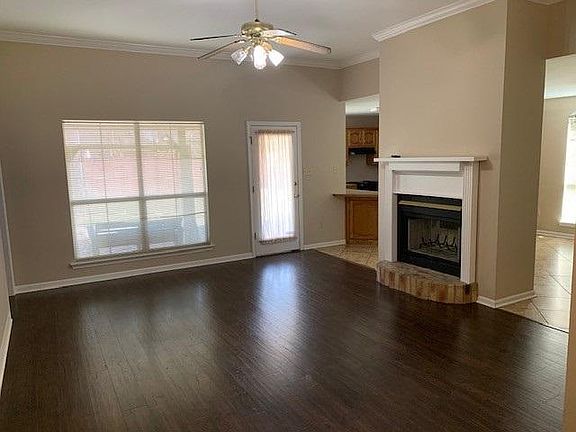 2nd image of 18628 Red Oak Dr