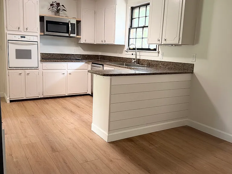 49 Chandler Rd — Photo 11