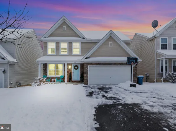 315 Sunbury Way, Red Lion, PA 17356