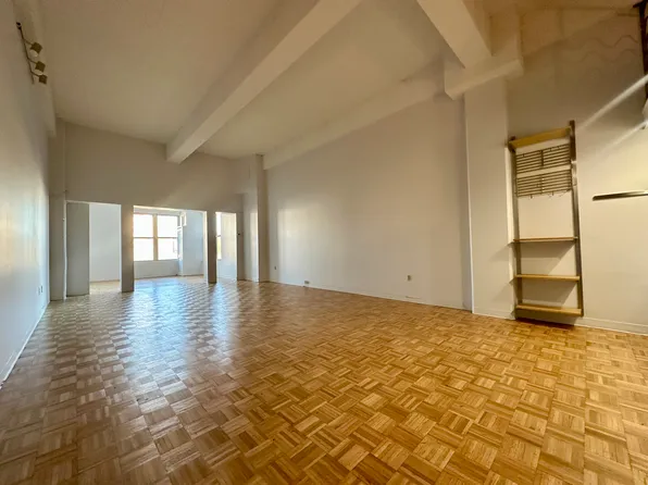 61-65 Brookline Ave, Boston, MA