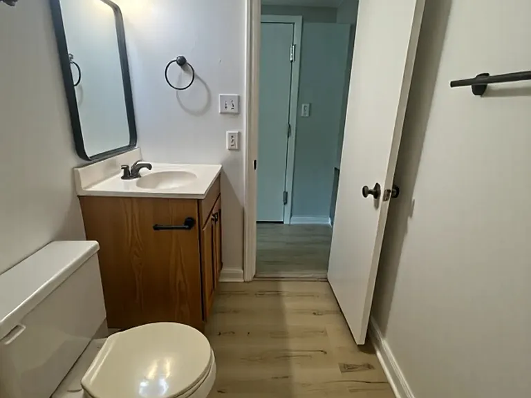 2020 Somerset Dr #2B — Photo 7