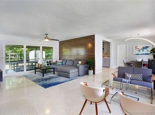 6060 SW 62nd Pl, South Miami, FL 33143