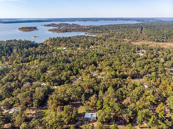 4th image of 532 County Road 3558