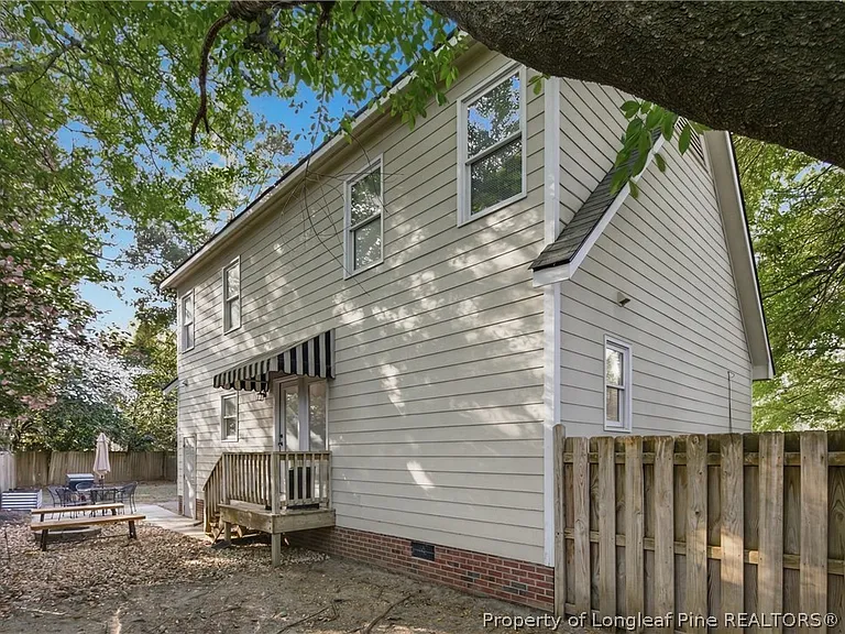 2130 Hull Rd — Photo 40
