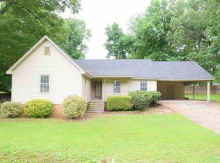 143 Oldham Dr, Jackson, TN 38305