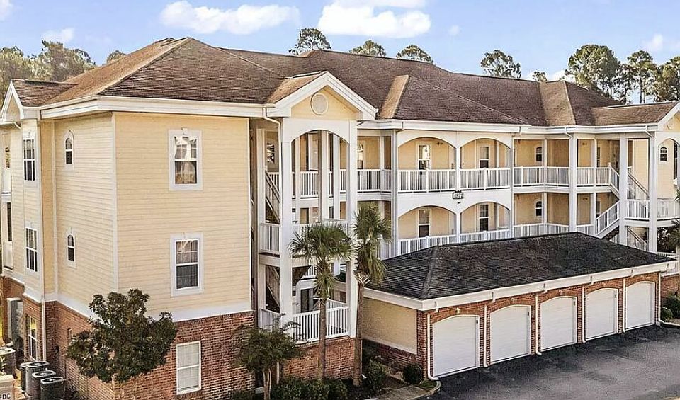 1st image of 4872 Dahlia Ct APT 104