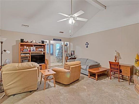 5th image of 814 Cornish Oak Ct