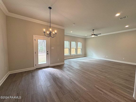 3rd image of 304 Rose Of Sharon Ln