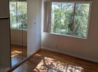 11045 Strathmore Dr APT B, Los Angeles, CA 90024