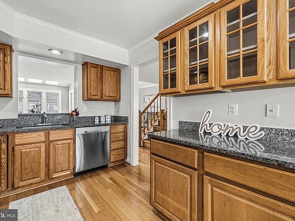 5th image of 7808 Bellwether Ct