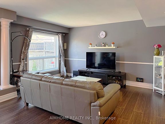 3rd image of 11 Kearney St