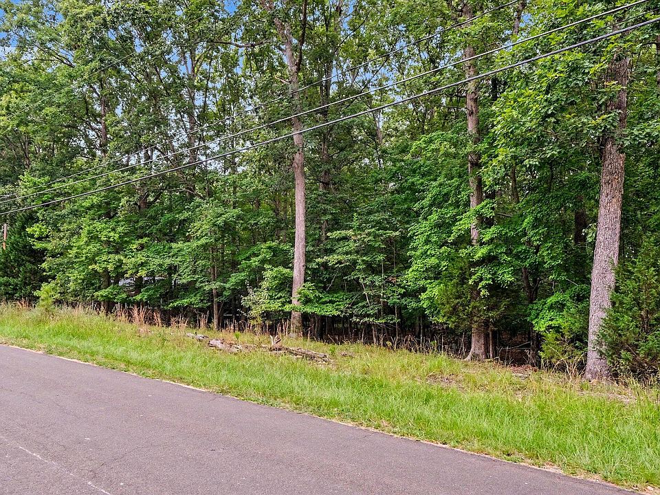 1st image of 911 Torredge Rd #24-25