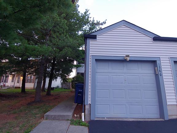 4th image of 1586 Park Place Dr