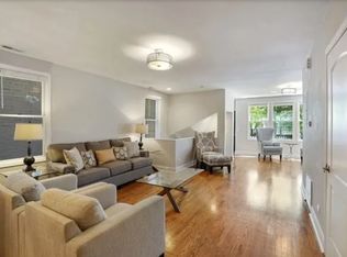 2440 N Ashland Ave #1, Chicago, IL 60614