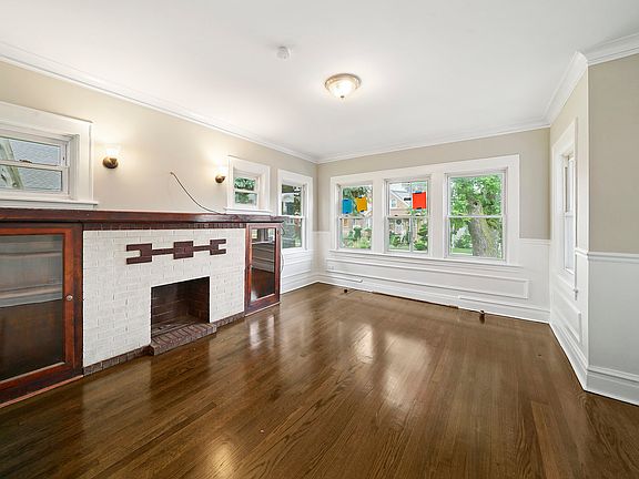 4th image of 157 22nd Ave