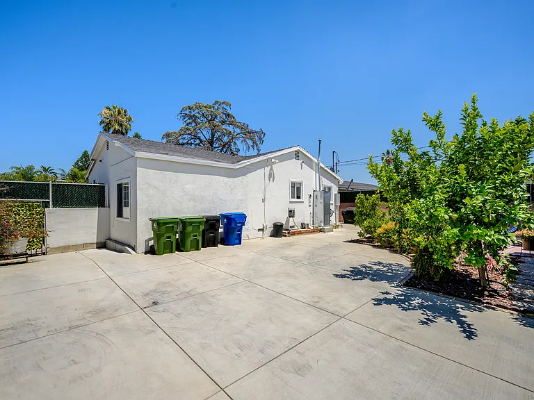 11793 Glencrest Dr — Photo 28