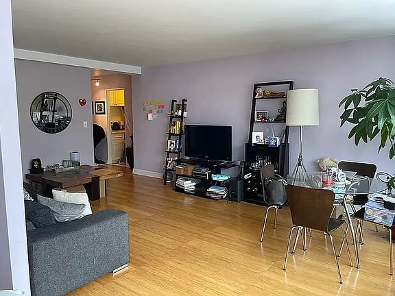 5th image of 155 E 34th St APT 18N