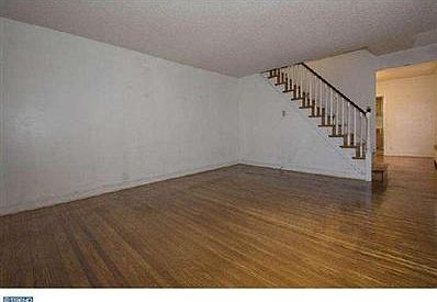 3rd image of 238 E Mount Pleasant Ave