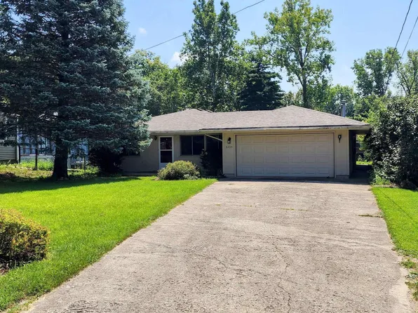 9295 E Sleepy Hollow Pkwy, Cromwell, IN 46732