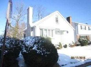 338 Ridley Ave, Folsom, PA 19033