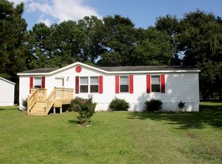 111 Turtle Cove Dr, Hubert, NC 28539