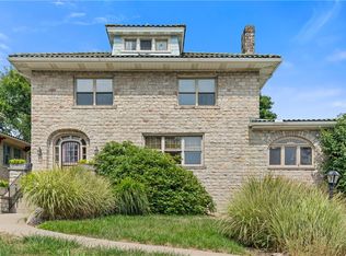 1295 Washington Rd, Pittsburgh, PA 15228