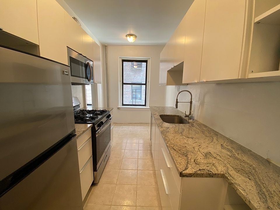 1st image of 4791 Broadway APT 2I