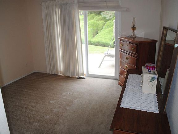 5th image of 4203 W Kennewick Ave APT 8