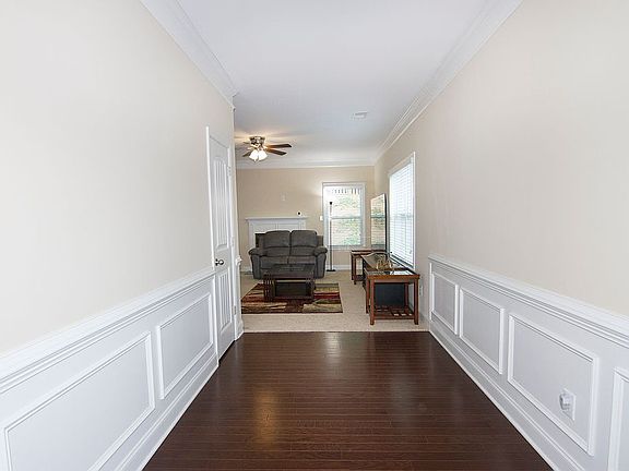 4th image of 104 Bartram Way
