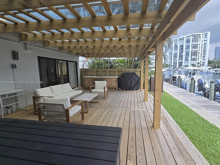 2641 S Parkview Dr — Photo 29