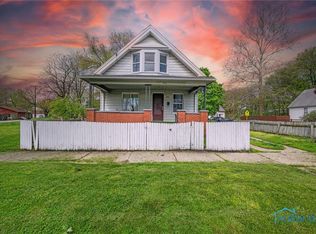 202 Lake Shore Ave, Toledo, OH 43609